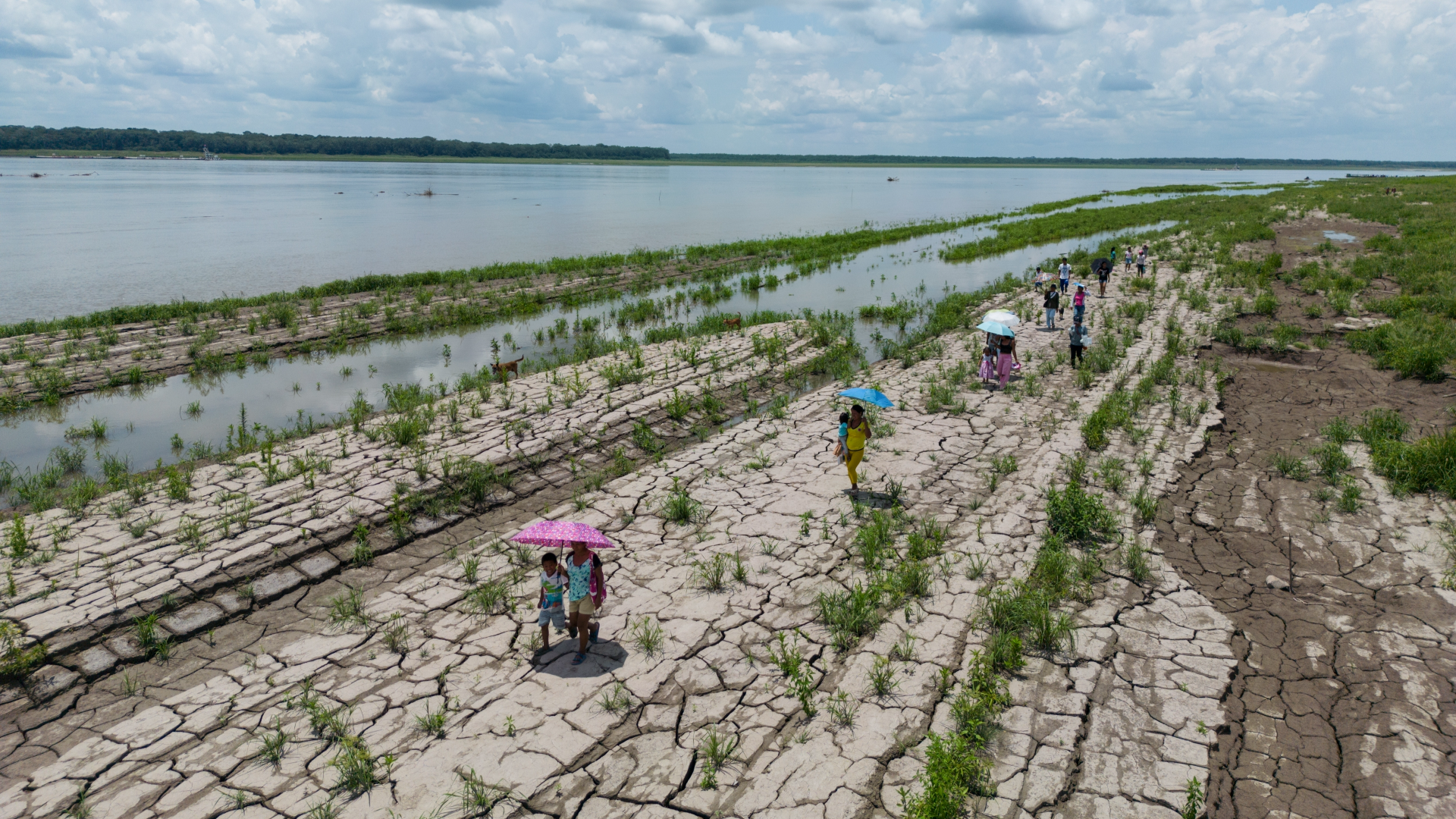 Extreme Drought in Colombia Severely Affects Indigenous Communities