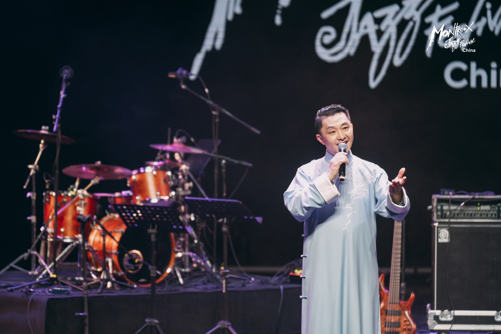 Renowned pingtan artist Gao Bowen serves as the opening artist of the Montreux Jazz Festival China in Suzhou, Jiangsu Province, October 25, 2024. /Photo provided to CGTN