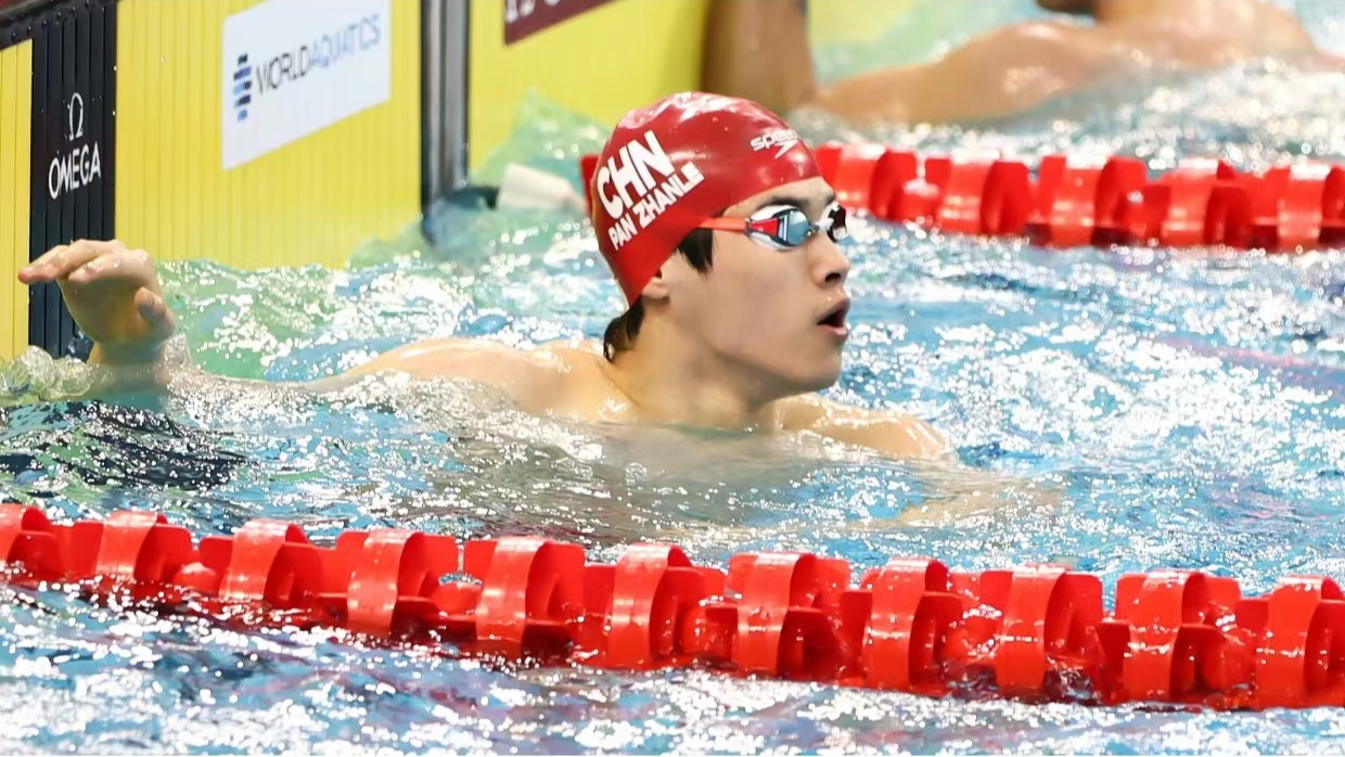 Chinese swimmers add four golds, one bronze at World Cup in Incheon