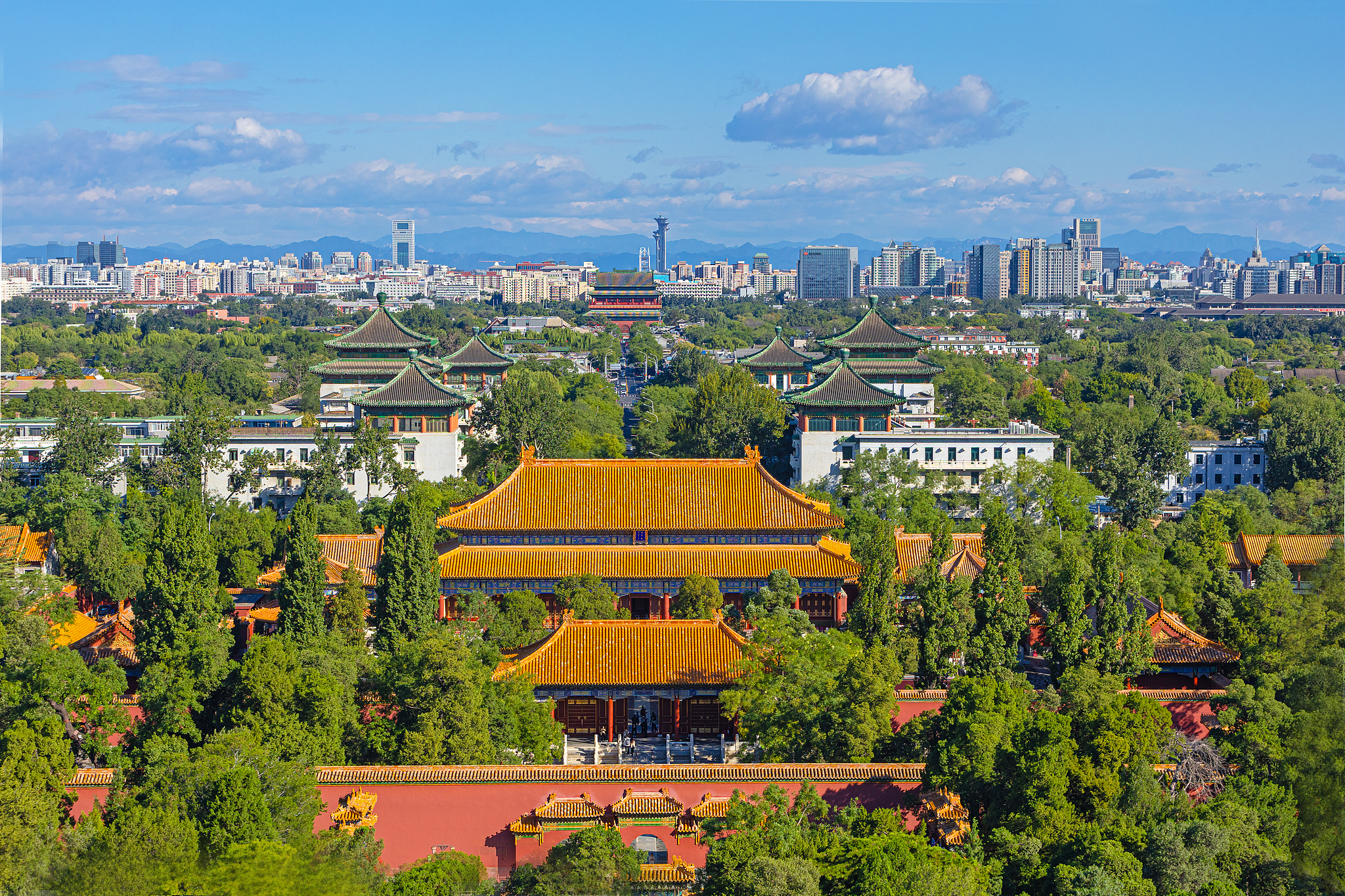 An aerial view of the Jingshan Park situated along the Beijing Central Axis, Beijing, capital of China, October 1, 2024. /CFP