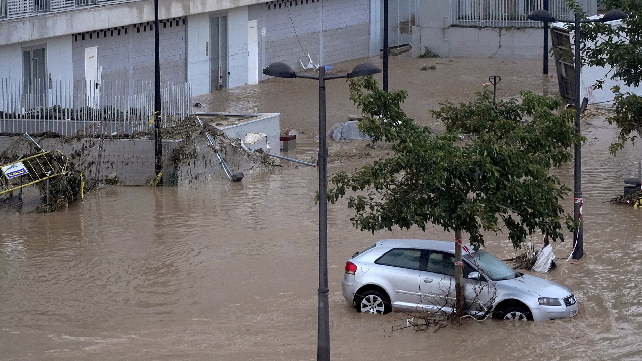 Rescuers report that flooding in Spain's Valencia region has killed 51 people