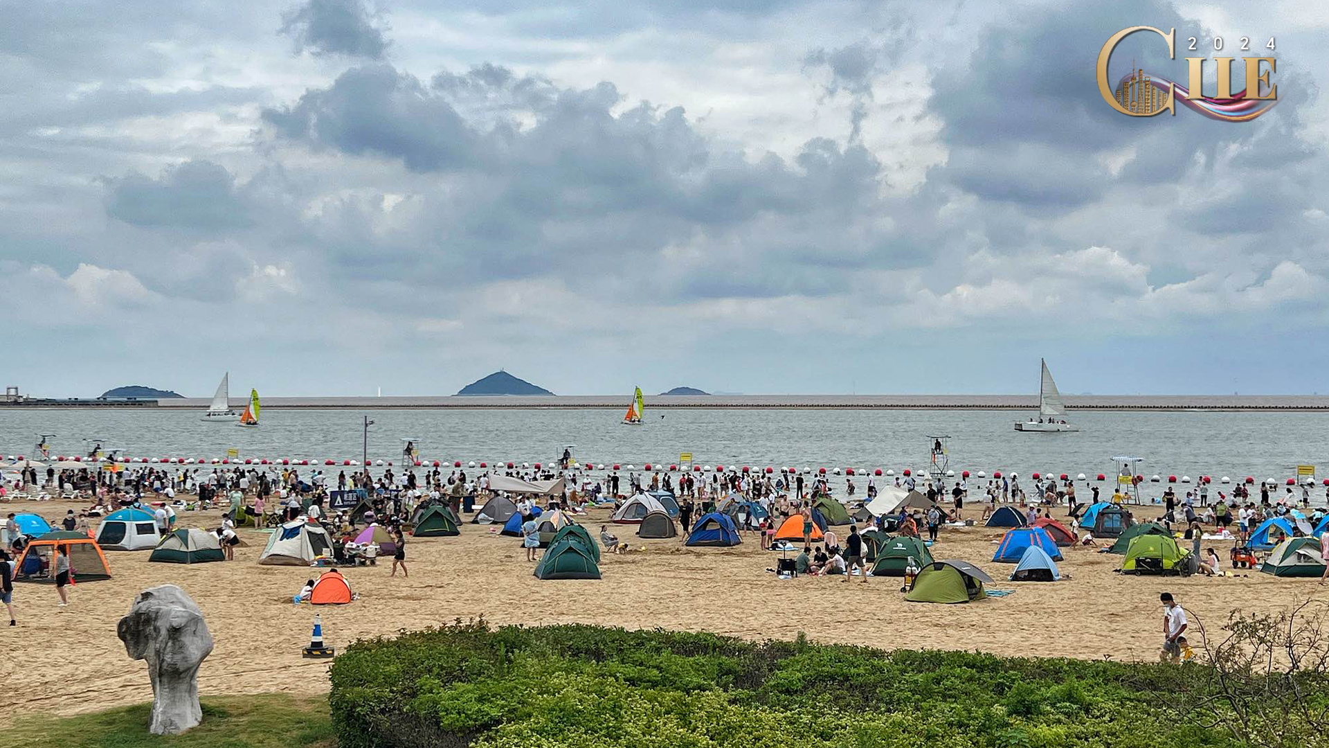 Live: From city to seaside – Discover Jinshan beach in Shanghai