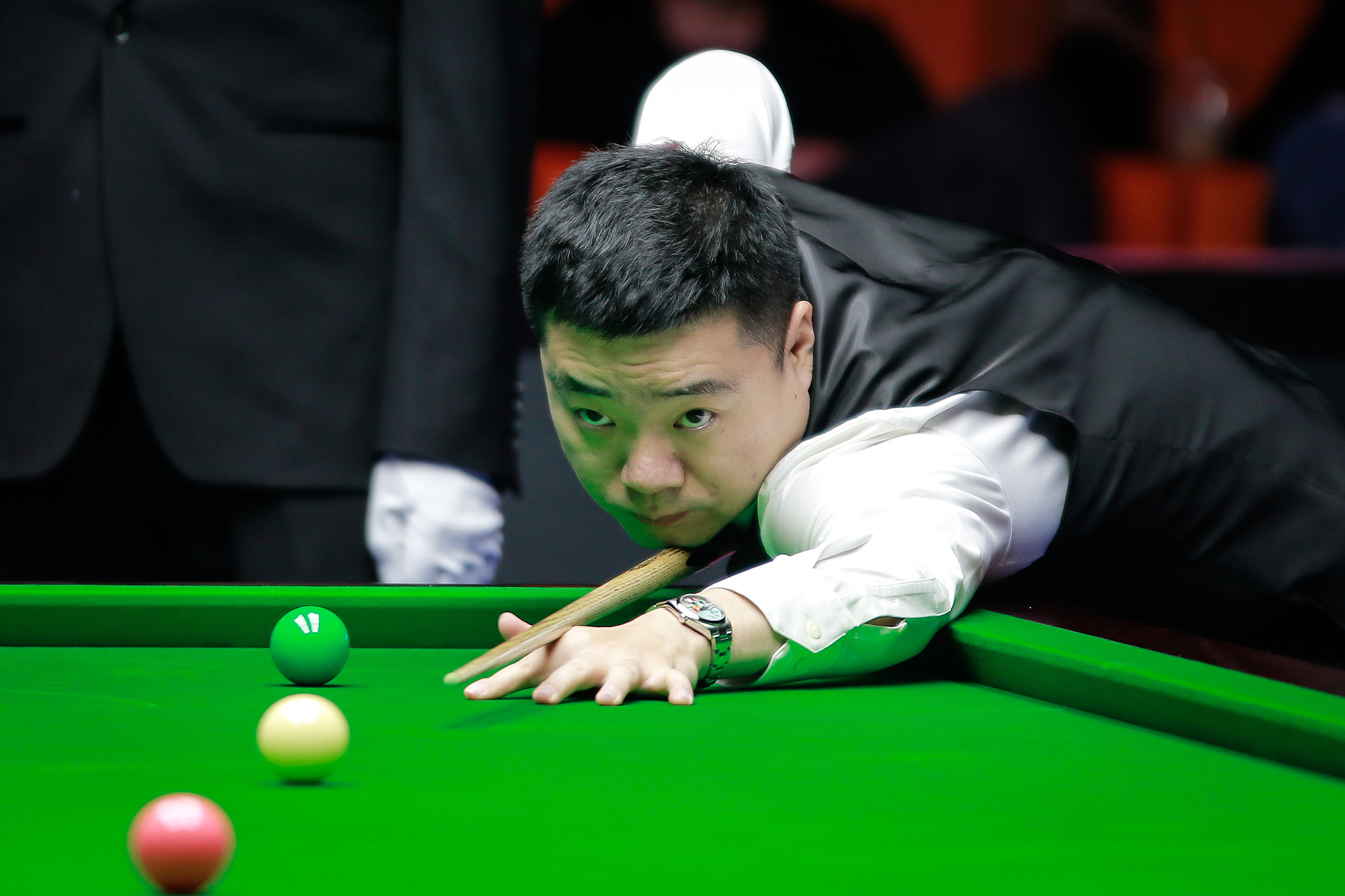 Ding Junhui of China hits a shot against Martin O'Donnell of England at the World Snooker Tour (WST) International Championship in Nanjing, east China's Jiangsu Province, November 4, 2024. /CFP