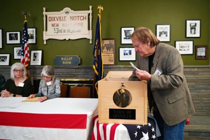 A moderator counts ballots for the U.S. presidential election in Dixville Notch, New Hampshire, the United States, November 5, 2024. /Xinhua