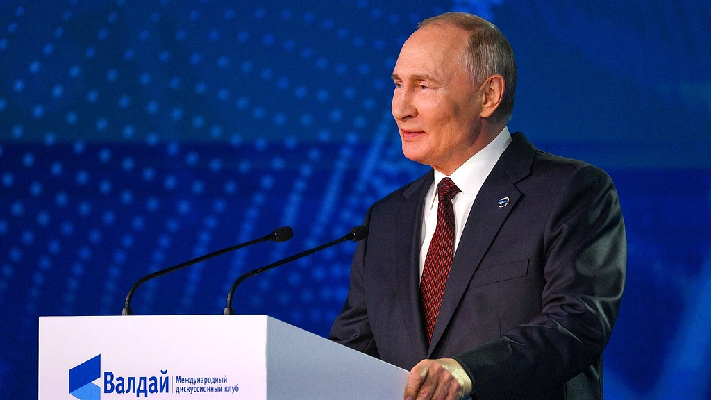 Russian President Vladimir Putin addresses the Valdai Discussion Club meeting in Moscow, Russia, November 7, 2024. /CFP