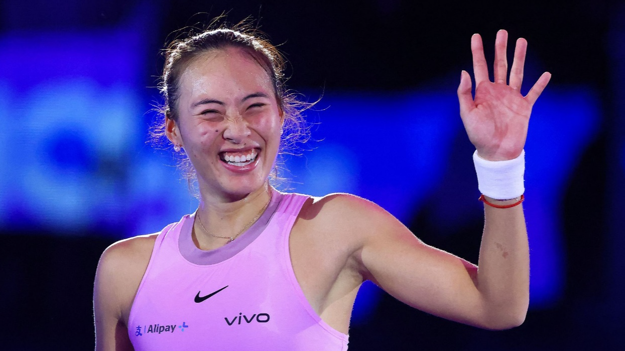 China's Zheng Qinwen celebrates after winning the women's singles semifinal at the WTA Finals Championship in Riyadh, Saudi Arabia, November 8, 2024. /CFP