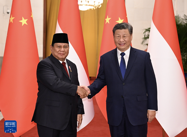 Chinese President Xi Jinping (R) holds talks with Indonesian President Prabowo Subianto in Beijing, November 9, 2024. /Xinhua