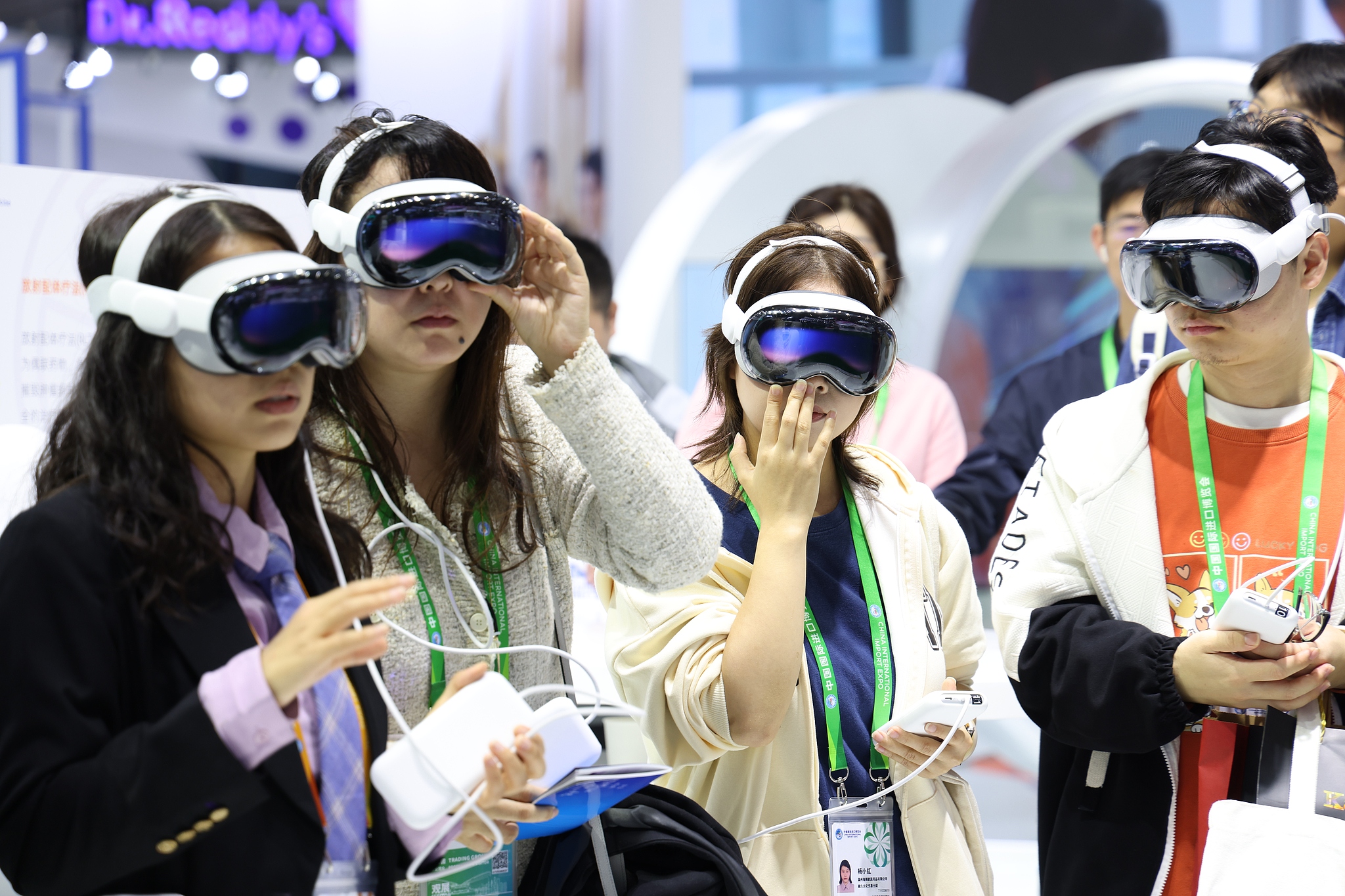 Many new products are unveiled in the medical equipment exhibition area of the 7th CIIE, Shanghai, November 9, 2024. /CFP