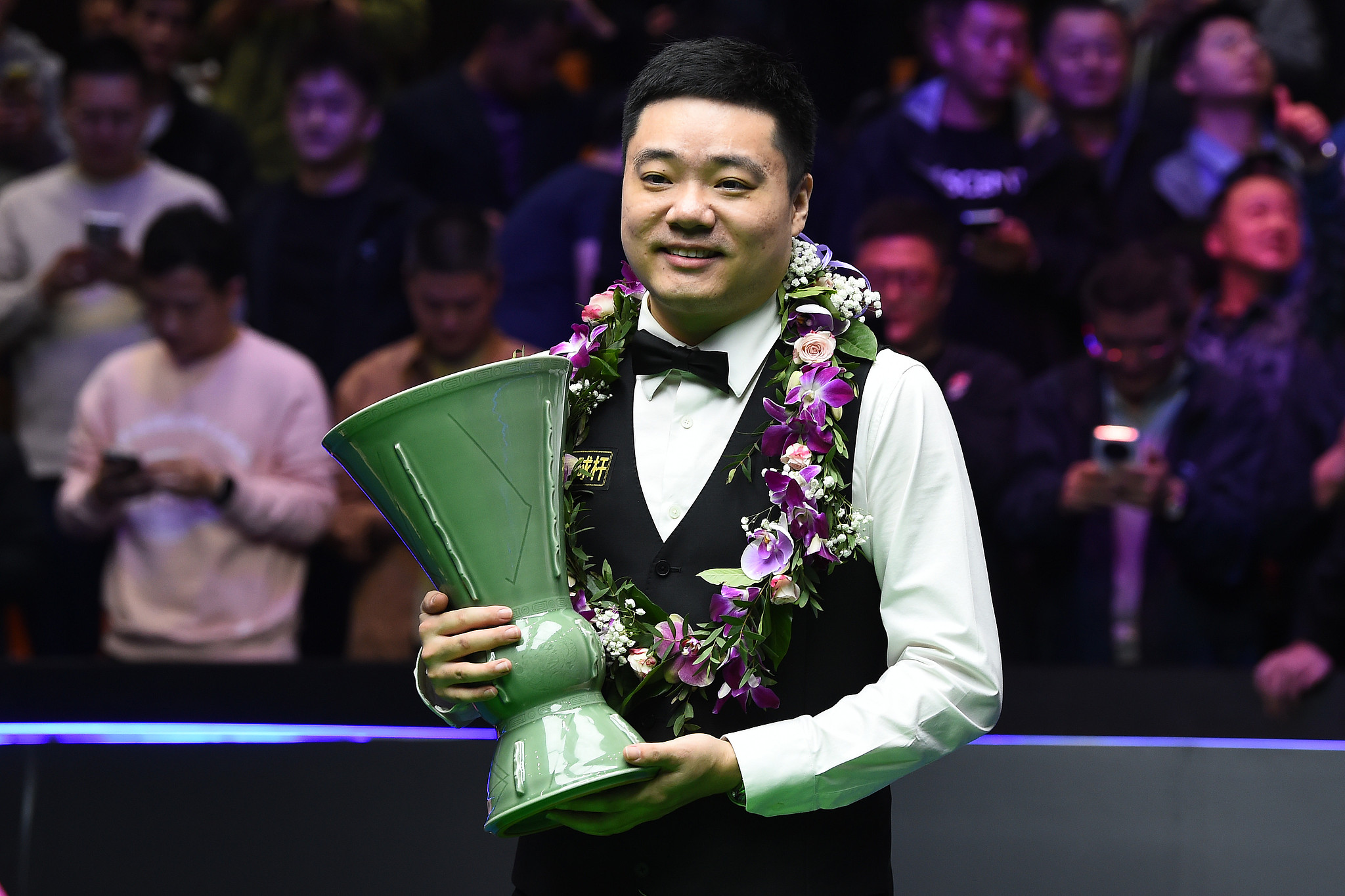 Ding Junhui of China wins the World Snooker Tour (WST) International Championship in Nanjing, east China's Jiangsu Province, November 10, 2024. /CFP