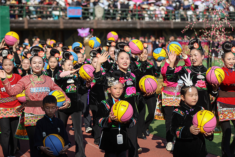 People of the Miao ethnic group take part in a parade to celebrate the Miao New Year in Rongjiang county, Guizhou province, November 6, 2024. /CFP