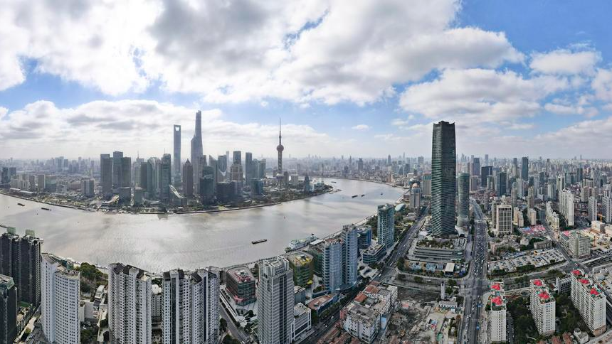 A view of Lujiazui area in the China (Shanghai) Pilot Free Trade Zone in east China's Shanghai. /Xinhua