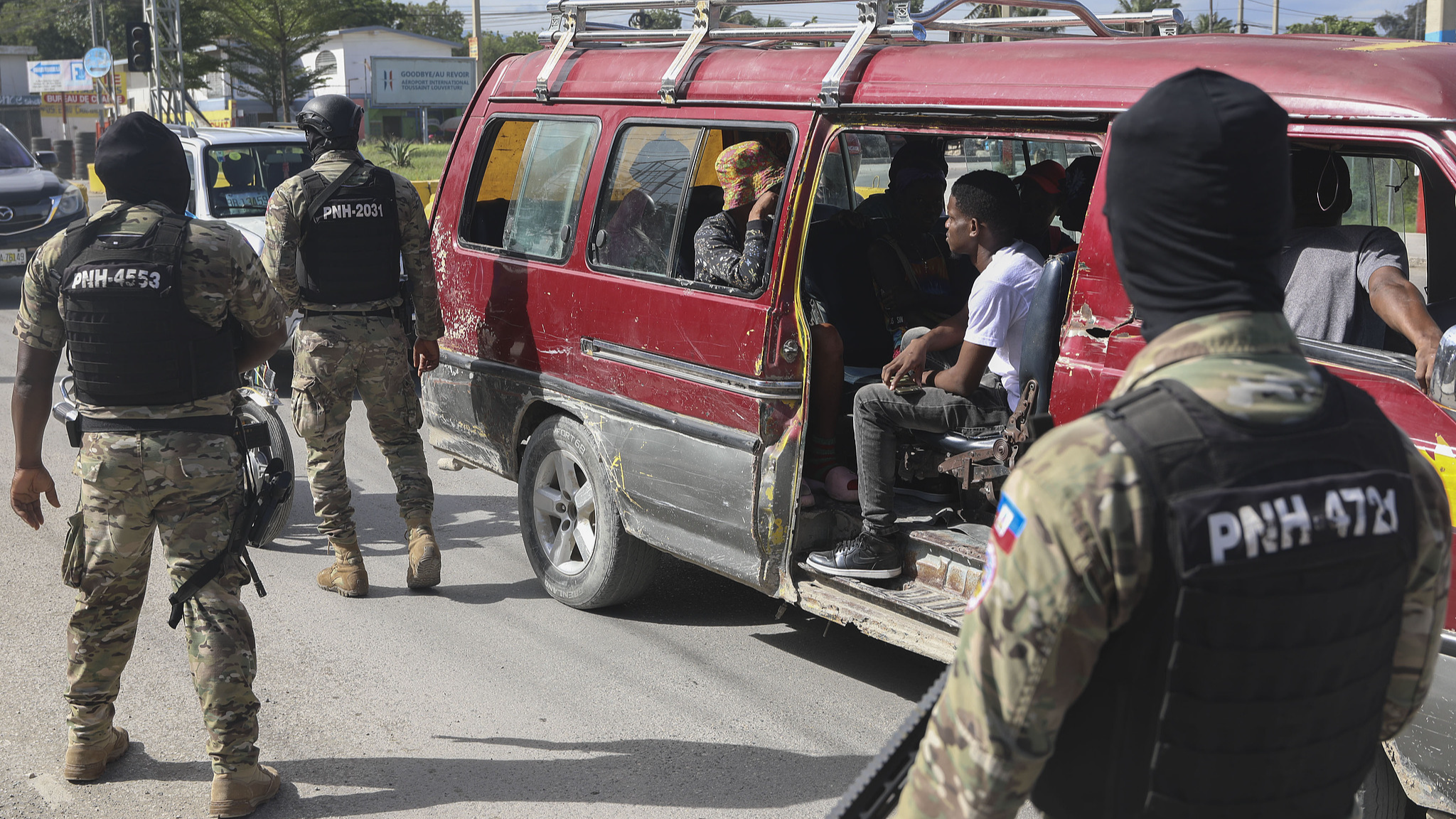 Police officers patrol near Toussaint Louverture International Airport in Port-au-Prince, Haiti, November 12, 2024. /CFP