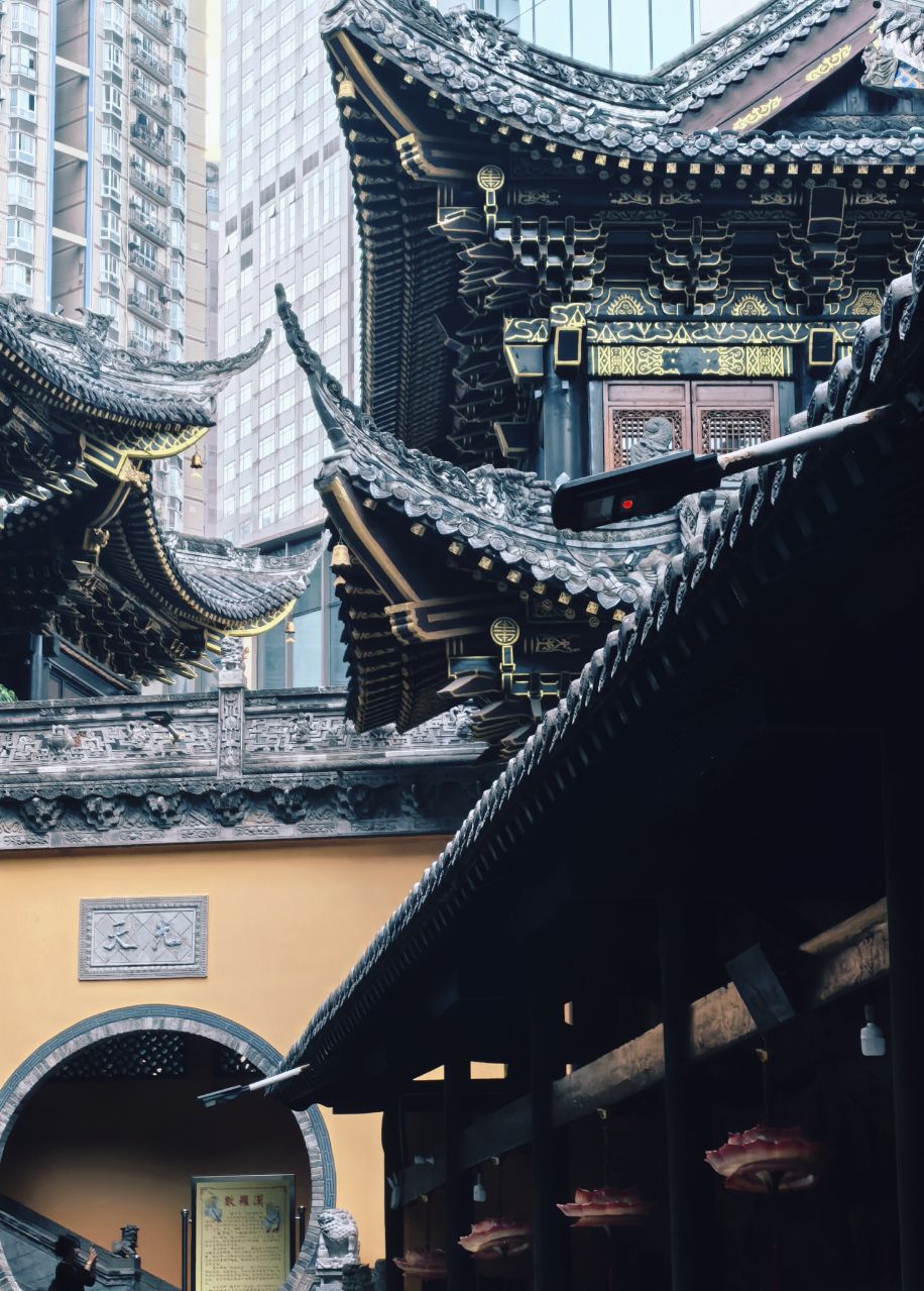 Luohan Temple is pictured in downtown Chongqing on November 2, 2024. /CGTN