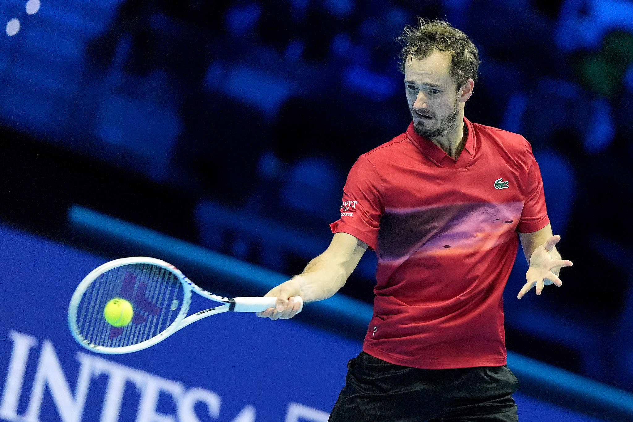 Daniil Medvedev of Russia hits a shot in the men's singles match against Alex de Minaur of Australia at the Association of Tennis Professionals (ATP) Finals in Turin, Italy, November 12, 2024. /CFP