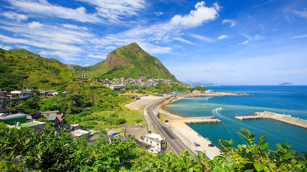 The coastal view of Shuinandong in New Taipei City, China's Taiwan region. /CFP