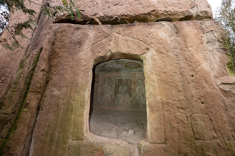 A newly discovered grotto is seen in Taiyuan City, Shanxi Province on November 13, 2024. /CFP