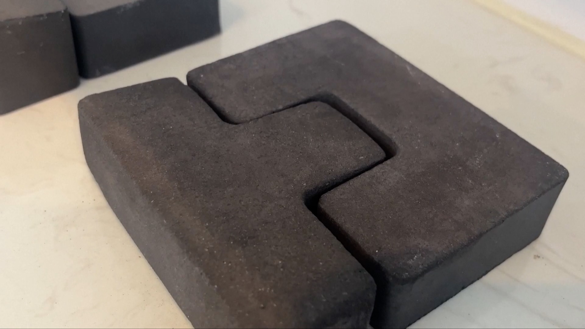 Lunar soil bricks. /CMG