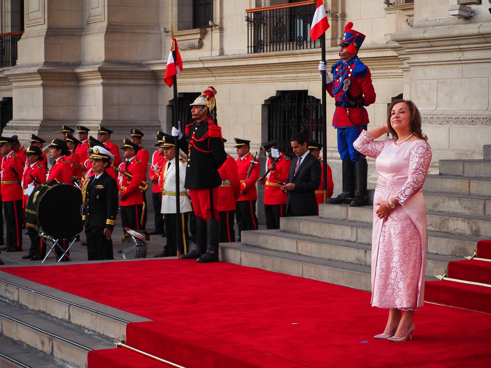 Peruvian President Dina Boluarte welcomes Chinese President Xi Jinping in Lima, capital of Peru, November 14, 2024. /CFP