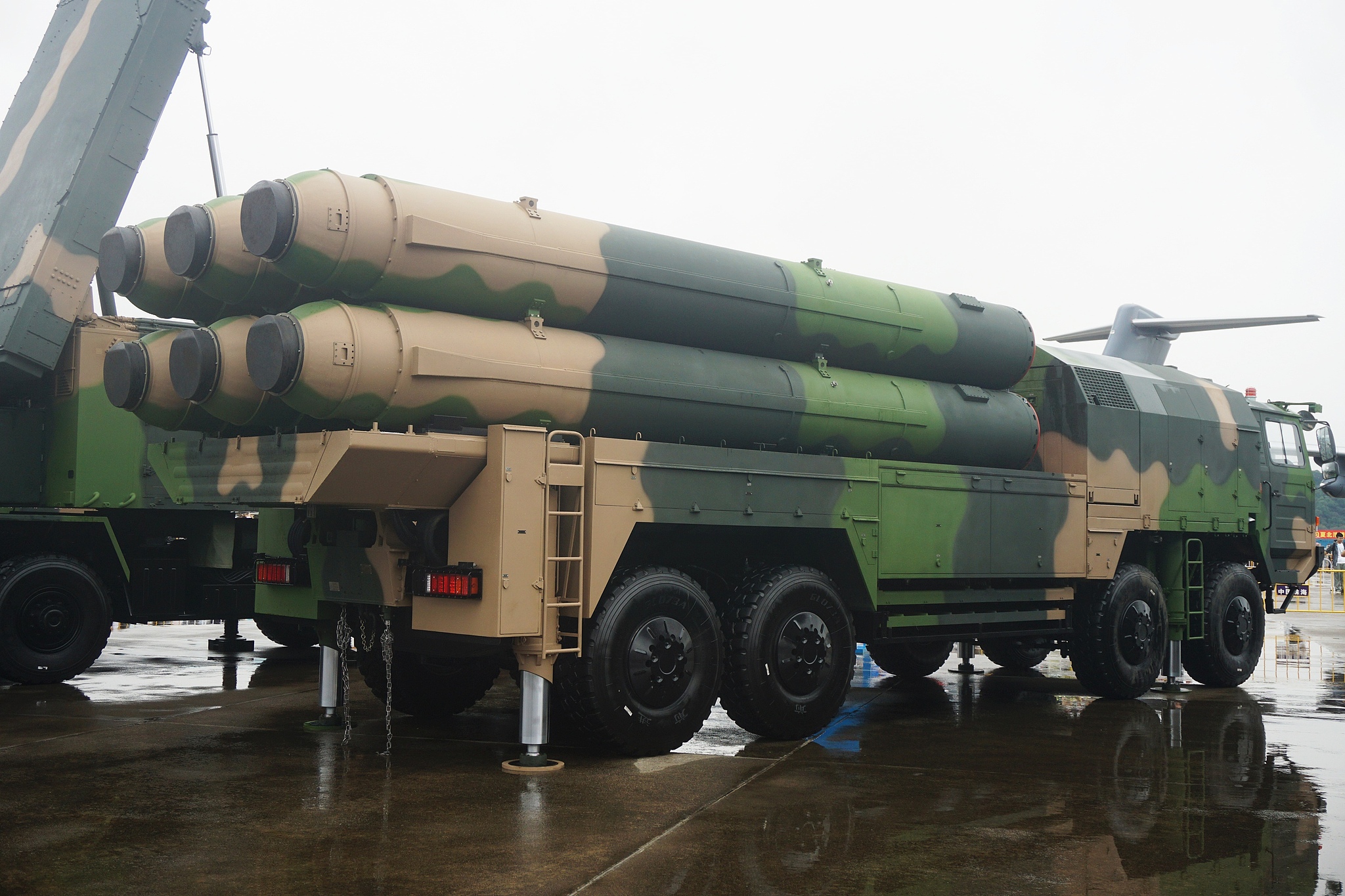 HQ-19 surface-to-air missile system showcased at the 15th Airshow China, November 12, 2024. /CFP