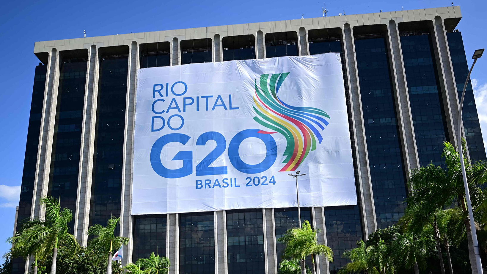 A G20 Summit banner is displayed at the City Hall in Rio de Janeiro, Brazil, November 12, 2024. /CFP