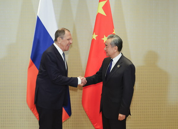 Wang Yi, member of the Political Bureau of the Communist Party of China Central Committee and Chinese foreign minister, meets with Russian Foreign Minister Sergei Lavrov in Rio de Janeiro, Brazil, November 18, 2024. /Chinese Foreign Ministry