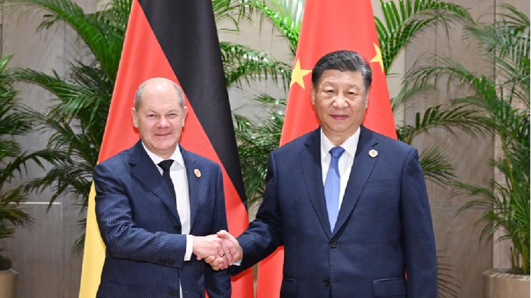 Xi Jinping meets with Olaf Scholz on sidelines of G20 summit
