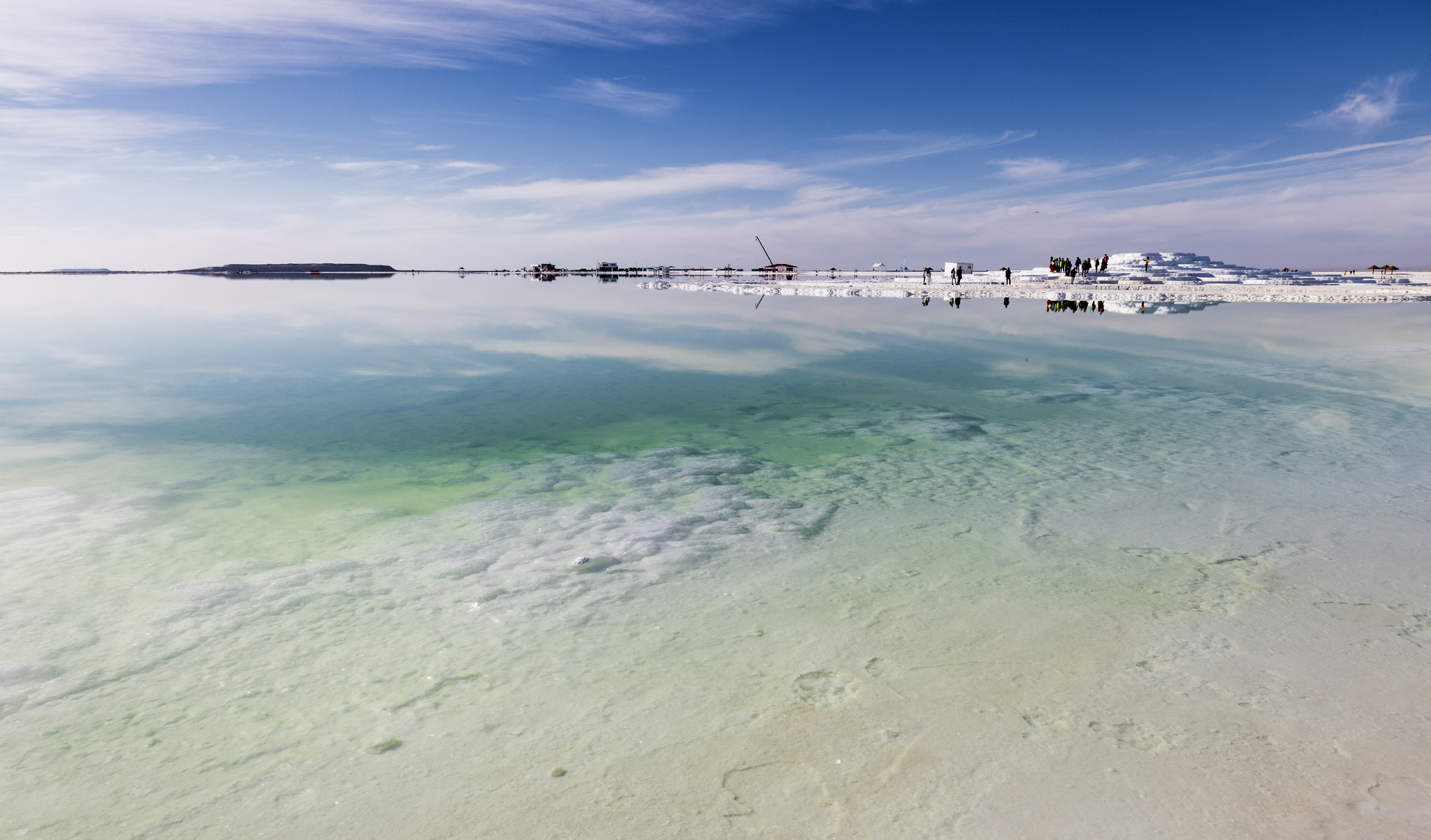 Qarhan Salt Lake is pictured in late autumn in Golmud City, Qinghai Province. /CFP