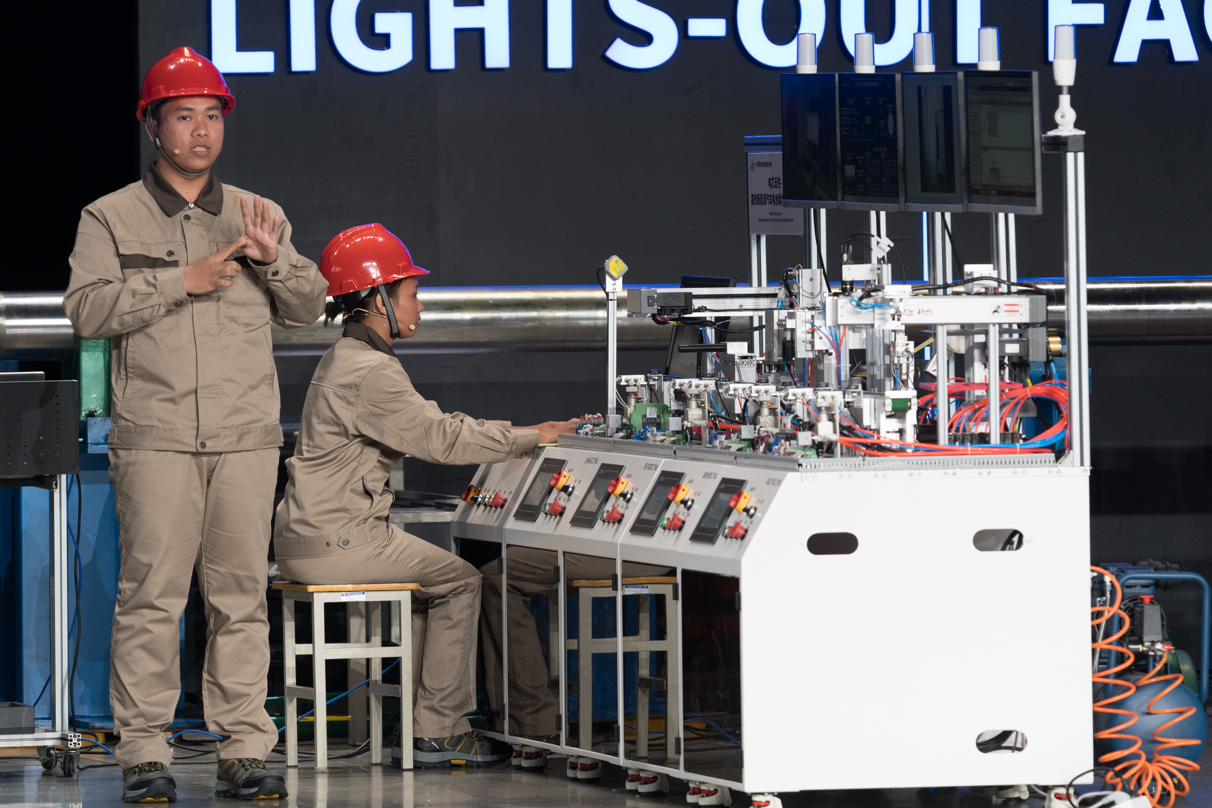 Contestants present their design at the final of the World Vocational College Skills Competition, Tianjin, China, November 21, 2024. /CGTN