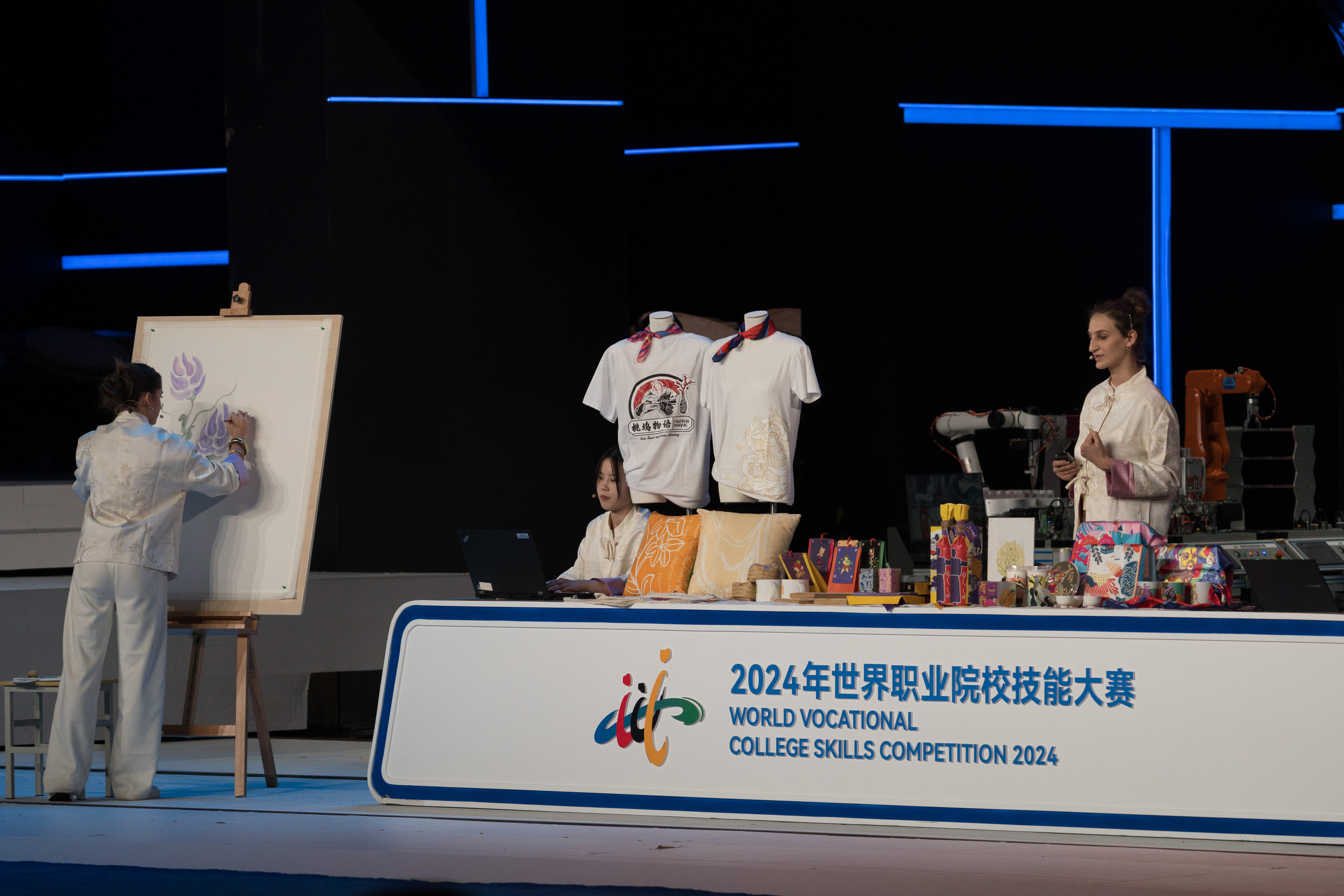 Contestants present their design at the final of the World Vocational College Skills Competition, Tianjin, China, November 21, 2024. /CGTN