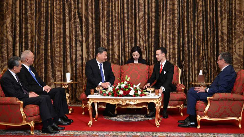 Chinese President Xi Jinping talks with Moroccan Crown Prince Moulay Hassan, Casablanca, Morocco, November 21, 2024. /Xinhua 