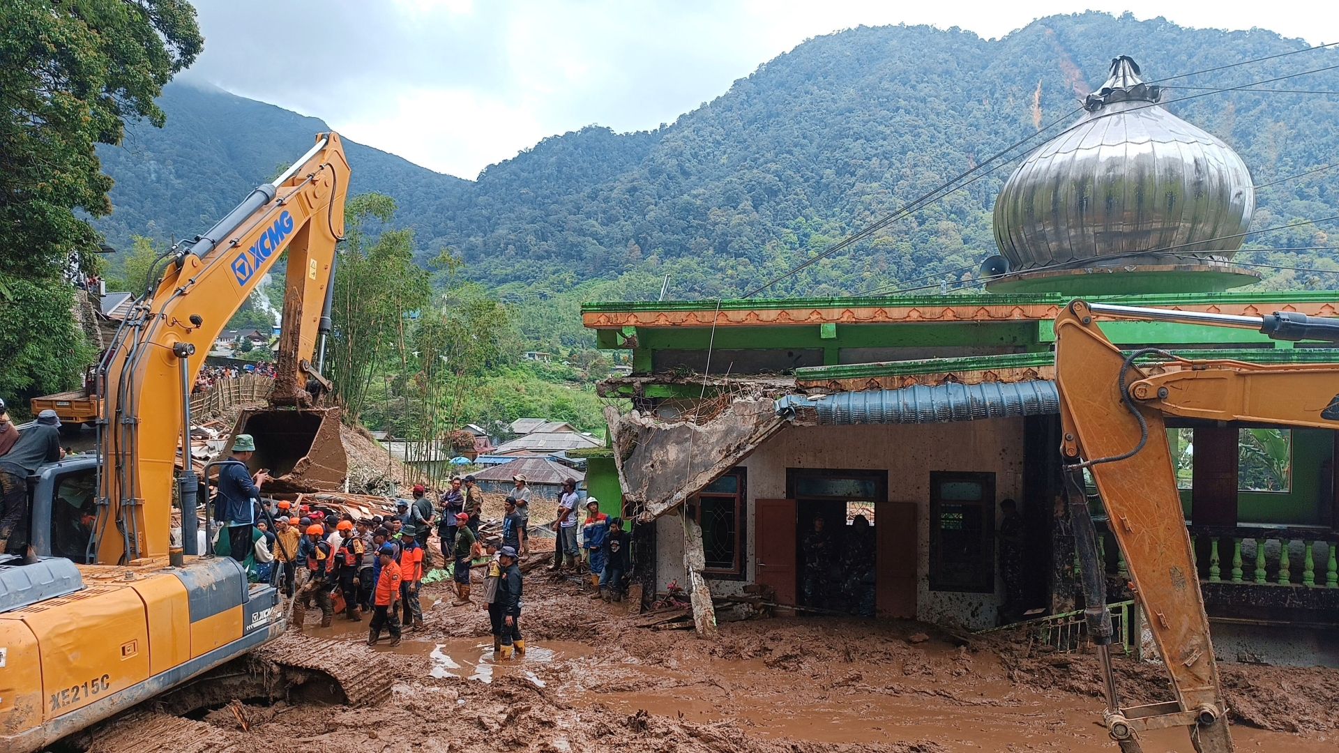 Landslide and Flash Floods Strike Indonesia's Sumatra Island, Resulting in 16 Deaths