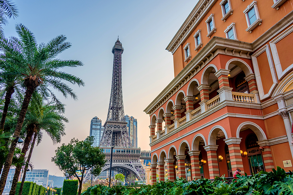 A file photo shows an exterior view of The Parisian Macao. /CFP