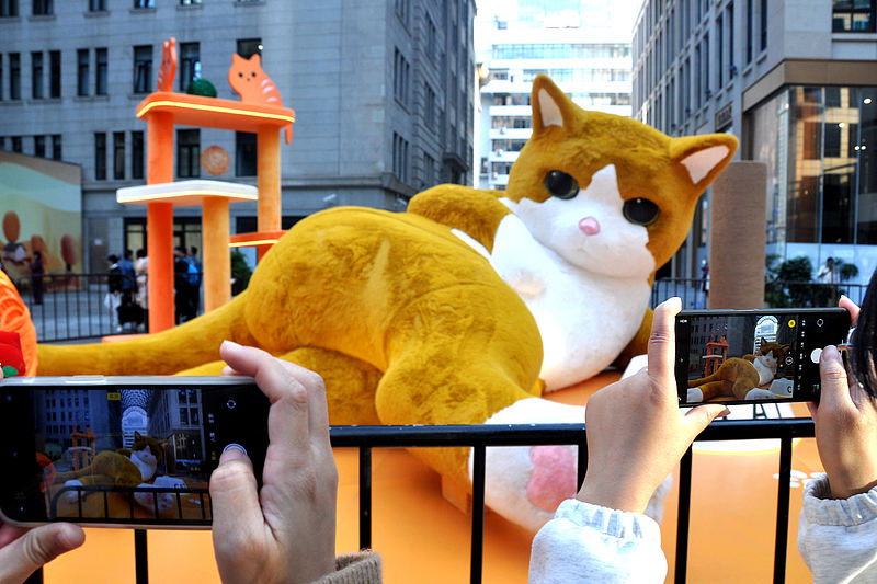 A giant cat installation is seen in Shanghai, December 1, 2024. /CFP