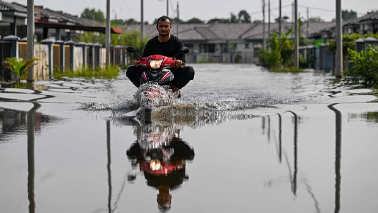 Flood-related fatalities in Malaysia and Southern Thailand exceed 30