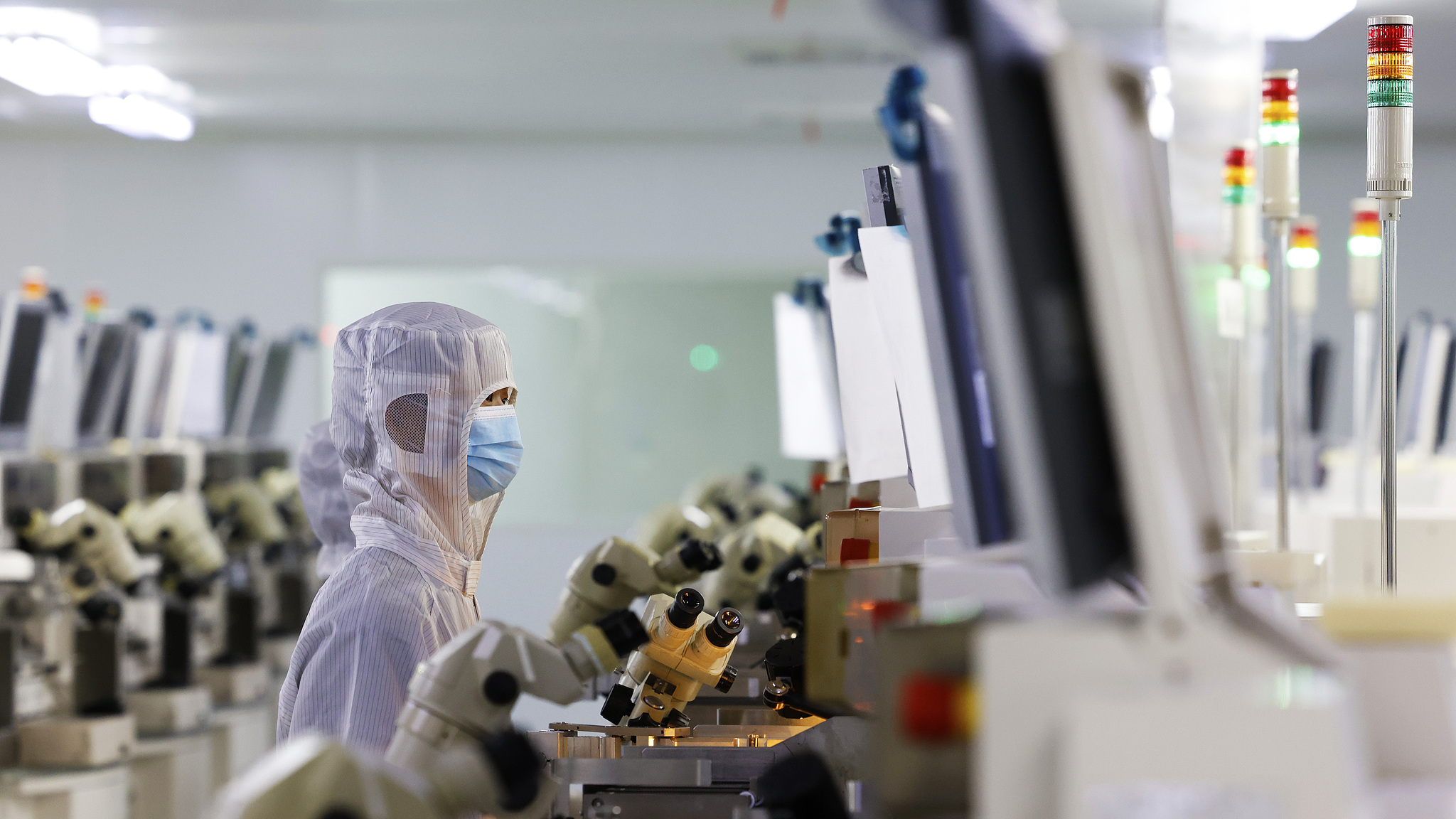 Factory workers producing chips in Suqian City, Jiangsu Province, China, July 12, 2023. /CFP