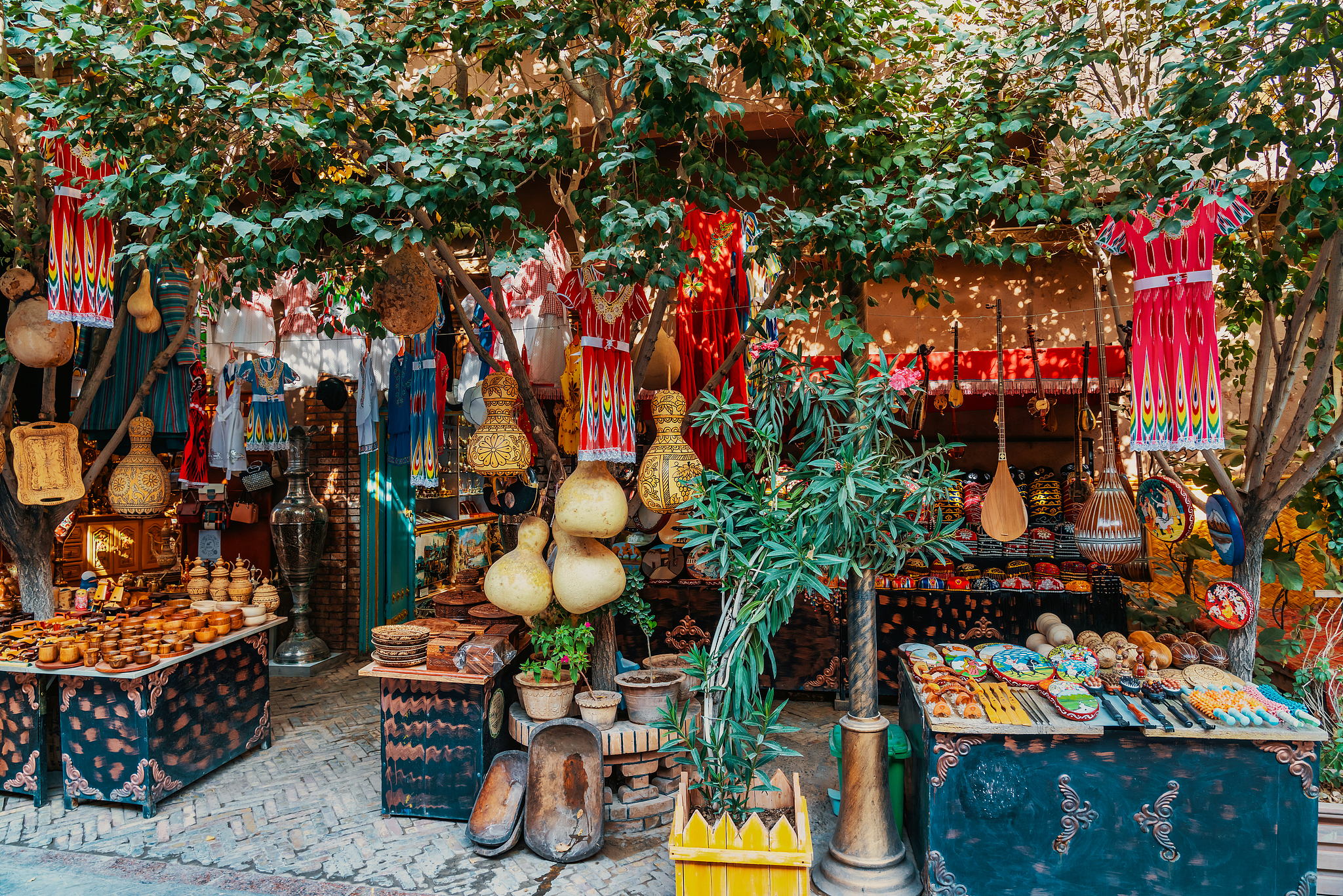 #TalkXinjiang | Ethnic Instruments in Kashgar