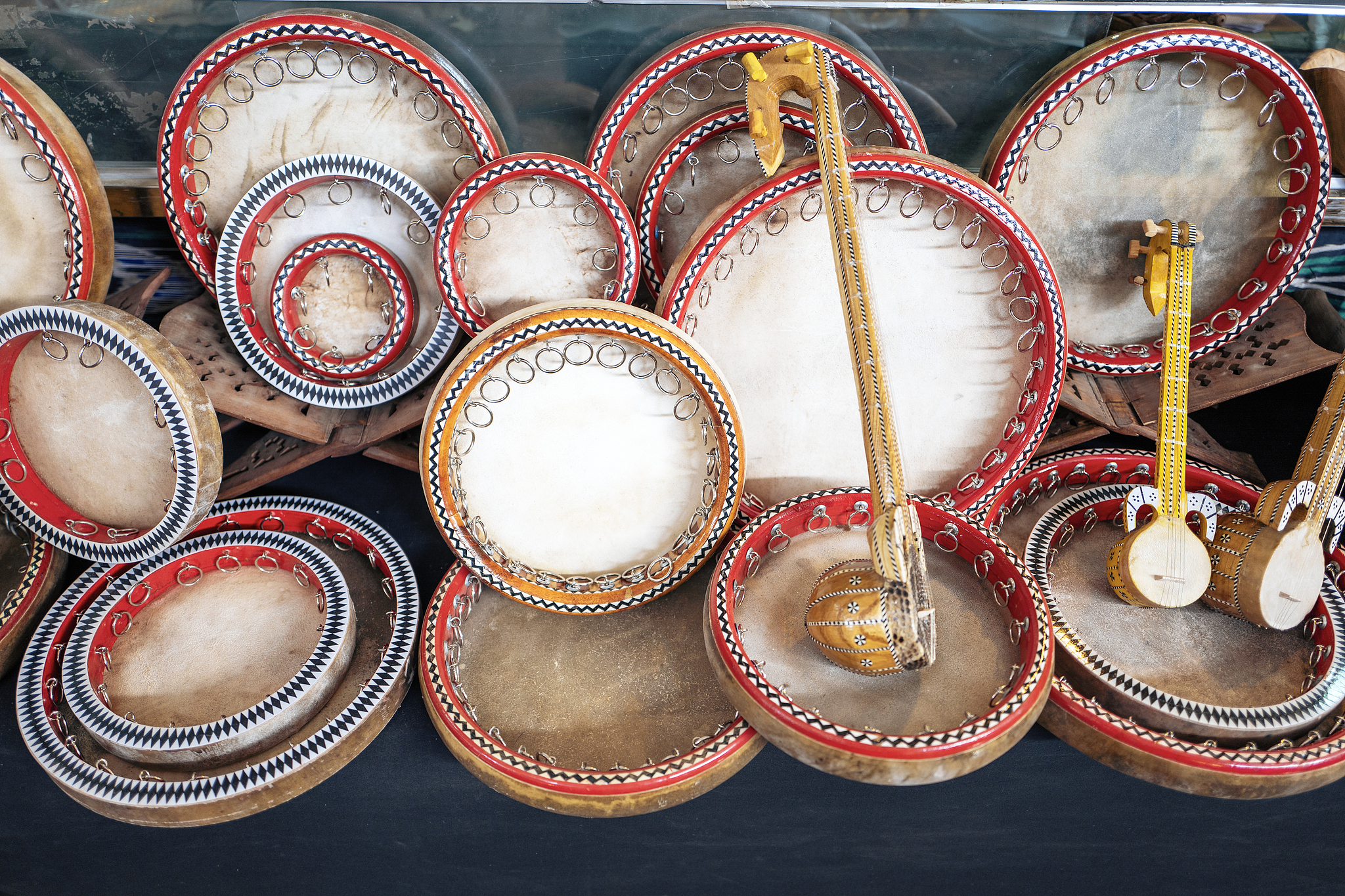 #TalkXinjiang | Ethnic Instruments in Kashgar