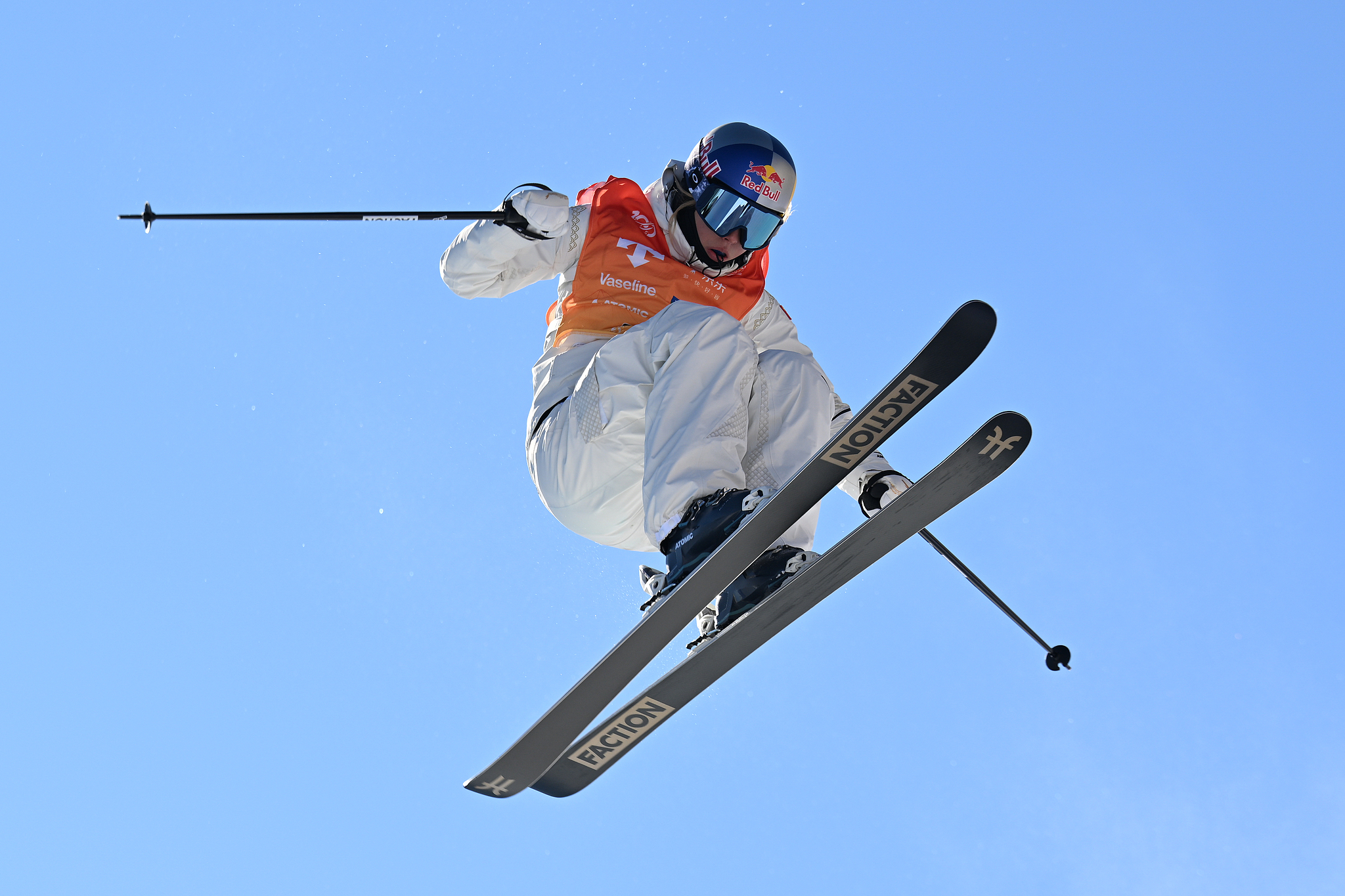 Gu Ailing of China competes in the women's final at the International Ski and Snowboard Federation (FIS) Freeski Halfpipe World Cup in Zhangjiakou, north China's Hebei Province, December 7, 2024. /CFP