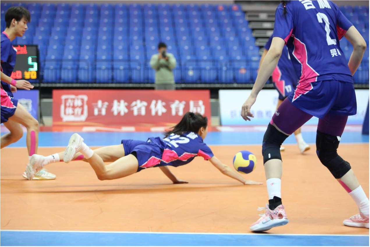 The final match of the 2024 Uniball Championship unfolds at Wuhuan Gymnasium, December 7, 2024. /Wu Ji