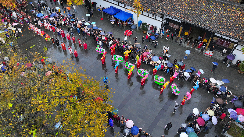 A variety of folk activities are held in Langzhong Ancient Town in Langzhong City, Sichuan Province on December 7, 2024. /CFP