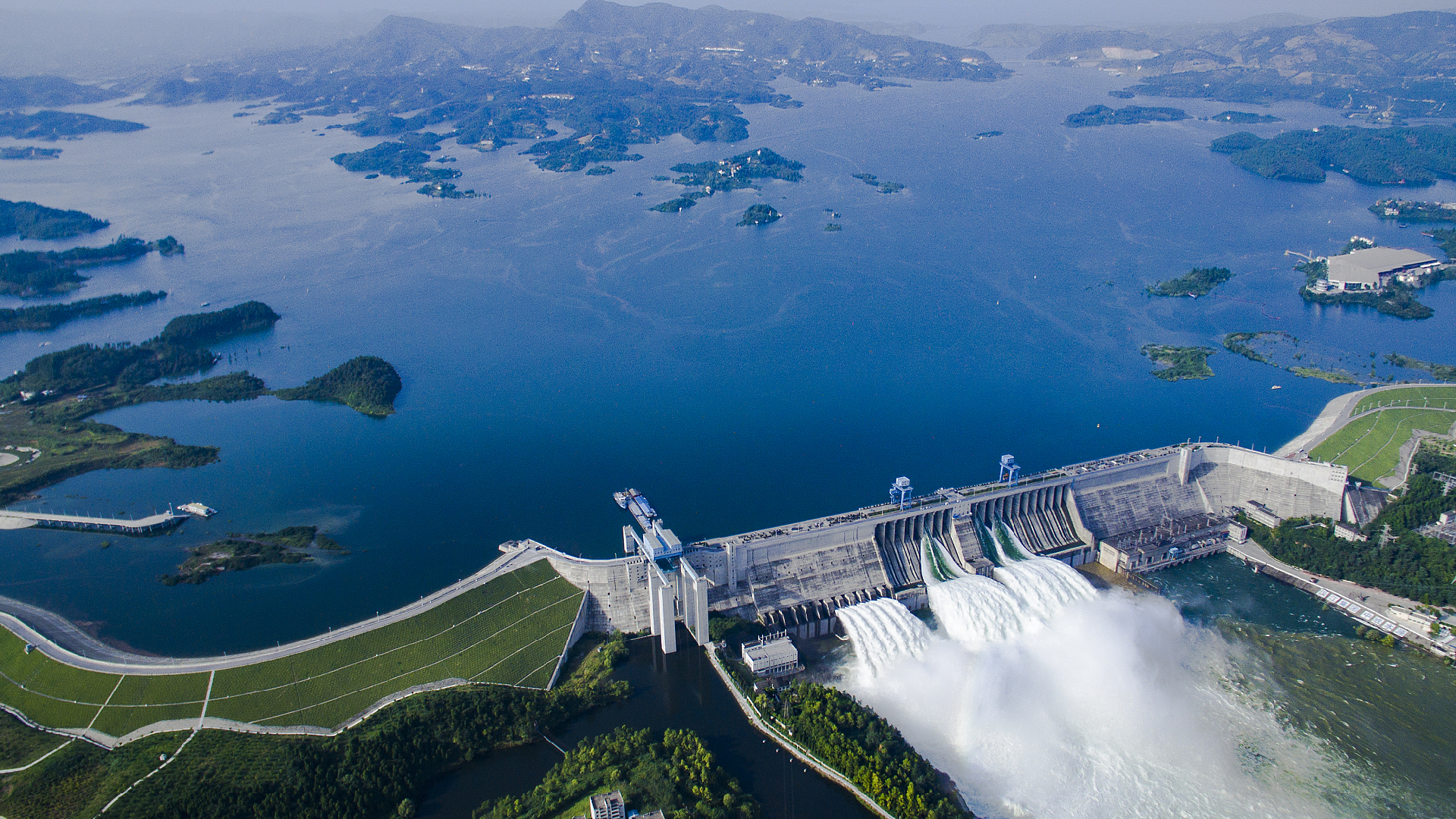 Live: How does this magnificent project prompt Chinese lives? - CGTN
