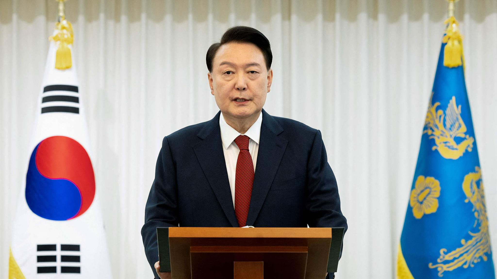 South Korean President Yoon Suk-yeol speaks to the nation at the Presidential Office in Seoul, South Korea, December 14, 2024. /CFP
