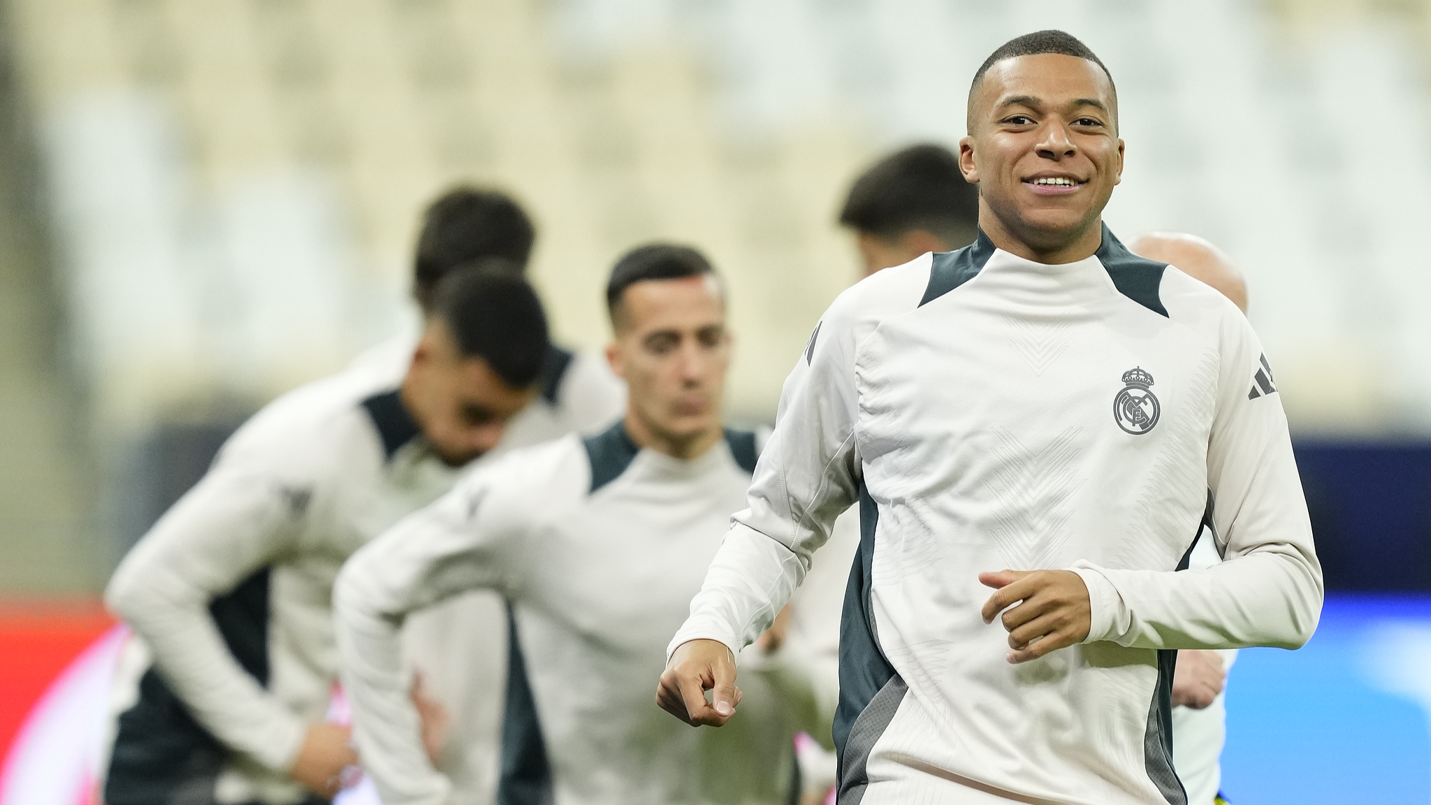 Kylian Mbappe of Real Madrid (R) during training prior to the FIFA Intercontinental Cup final between Real Madrid and C.F. Pachuca at Stadium Lusail Stadium in Doha, Qatar, December 17, 2024./CFP