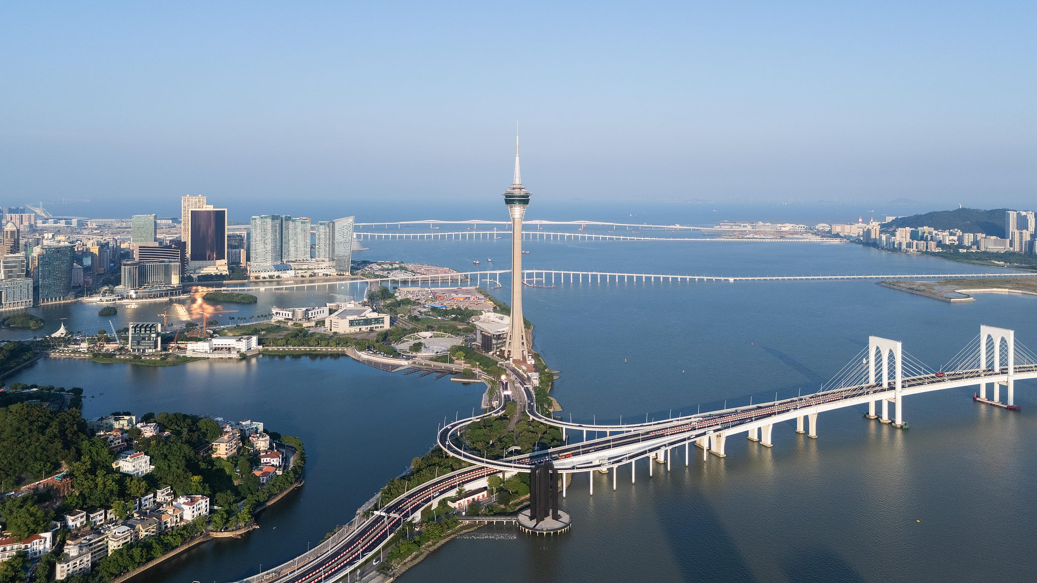 Xi commends Macao's achievements in past 5 'extraordinary' years