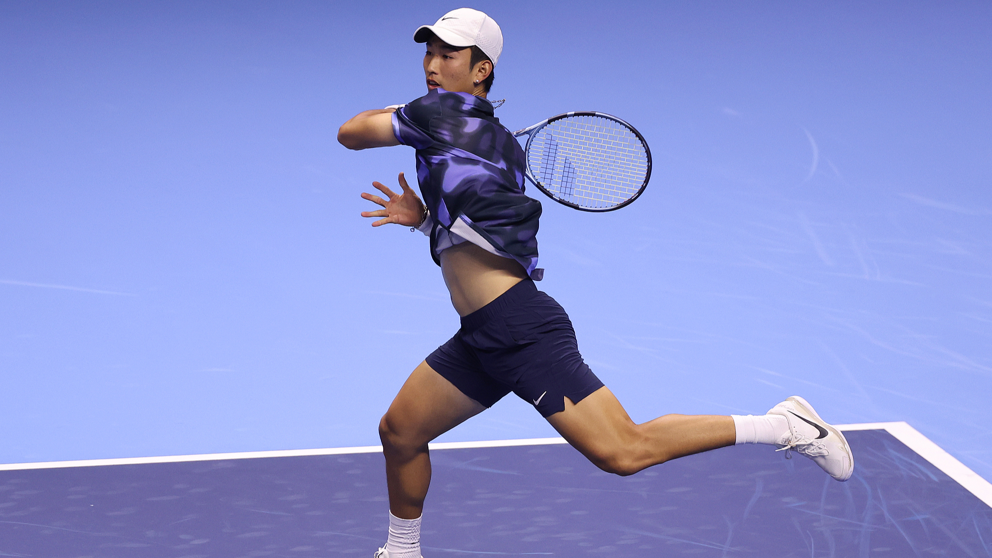 China's Shang Juncheng in action during the match against Nishesh Basavareddy of USA at the Next Gen ATP Finals in Jeddah, Saudi Arabia, December 19, 2024. /CFP