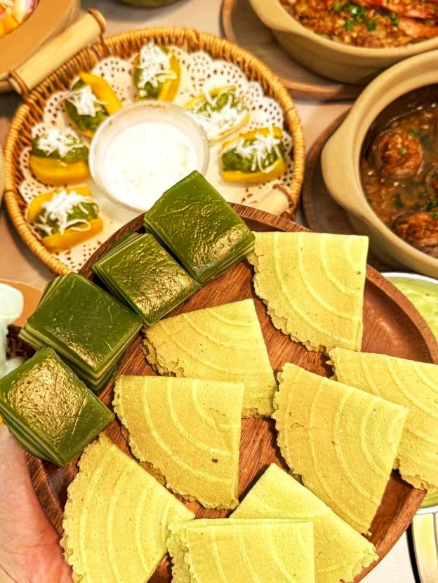 Coconuts and pandan leaves are used to make delicious desserts in Hainan. /Photo provided to CGTN