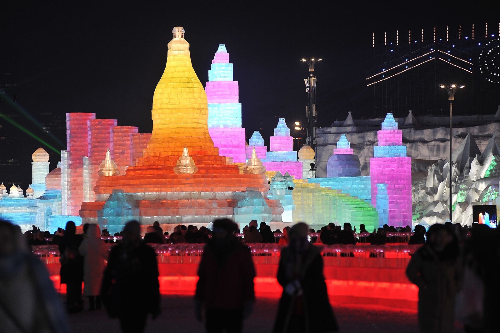 People visit the Harbin Ice and Snow World in Harbin, Heilongjiang Province on December 21, 2024. /CFP