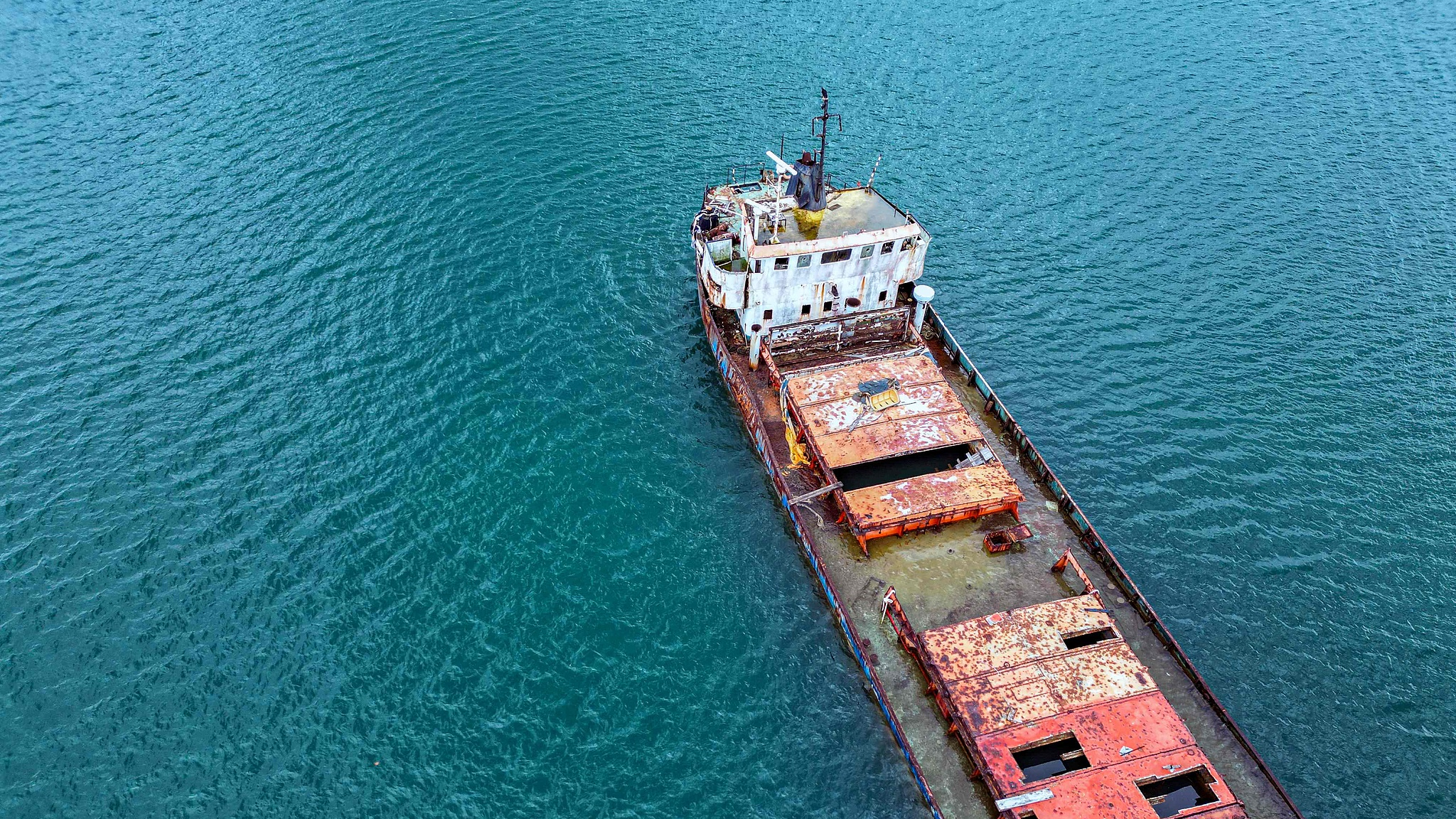 Aerial view of a stranded ship in Limon Bay, near the Panama Canal exit to the Caribbean Sea in Colon, Panama, November 7, 2024. /CFP