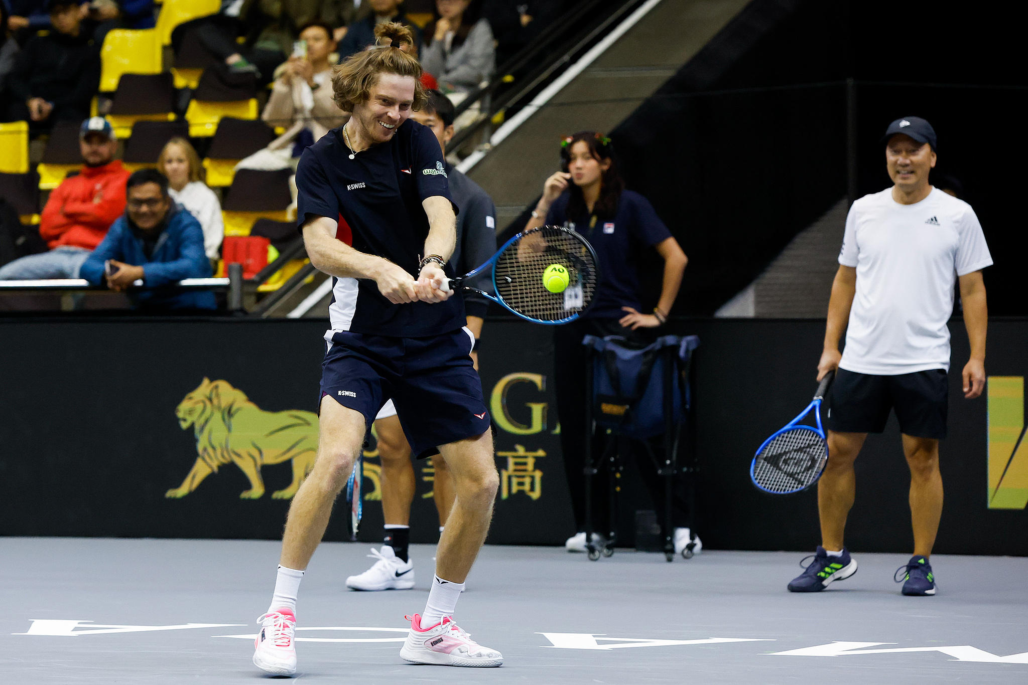 Andrey Rublev of Russia hits a shot at the MGM Macau Tennis Masters in south China's Macao Special Administrative Region, December 25, 2024. /CFP