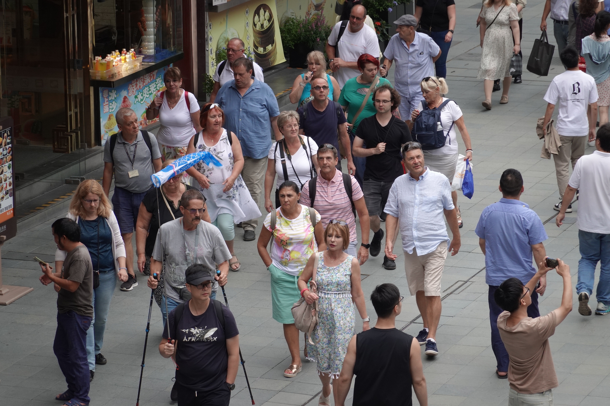 Travelers at the City God Temple of Shanghai, a symbol of folk culture in China, September 22, 2024. /CFP 